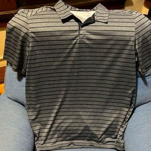 Oakley Gray and Black Short Sleeve Golf Polo Shirt Size Large